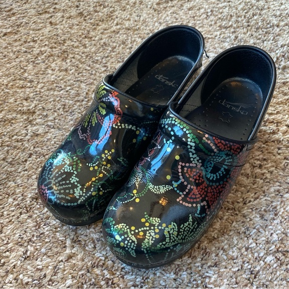 Dansko Shoes - Dansko Professional Clogs Floral Dot Size 38 7.5